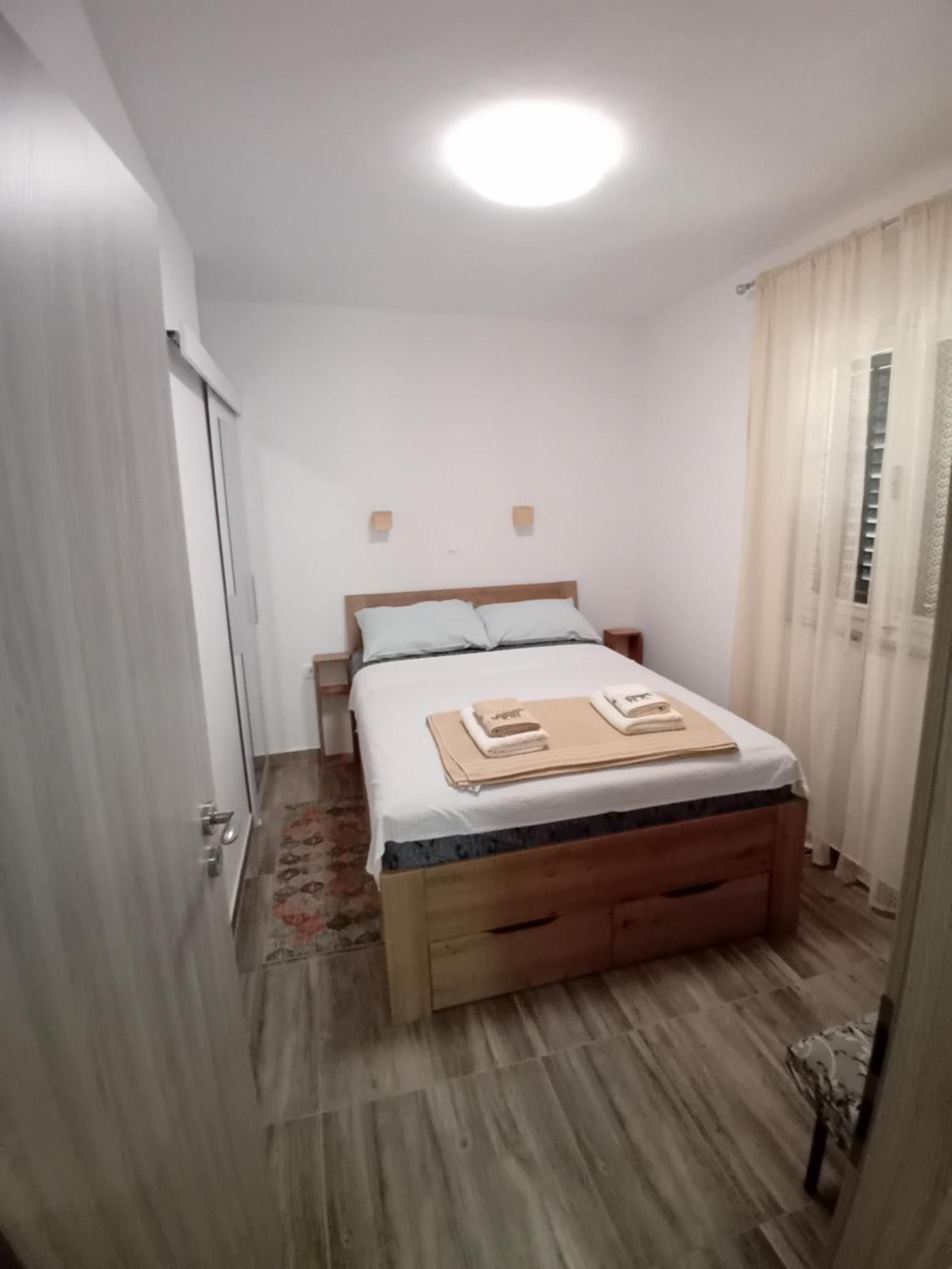 Apartmani Vrzic Baška Exterior foto